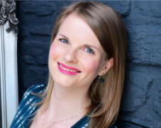 Das Bild zeigt ein Portraitfoto von Miriam Kahrs